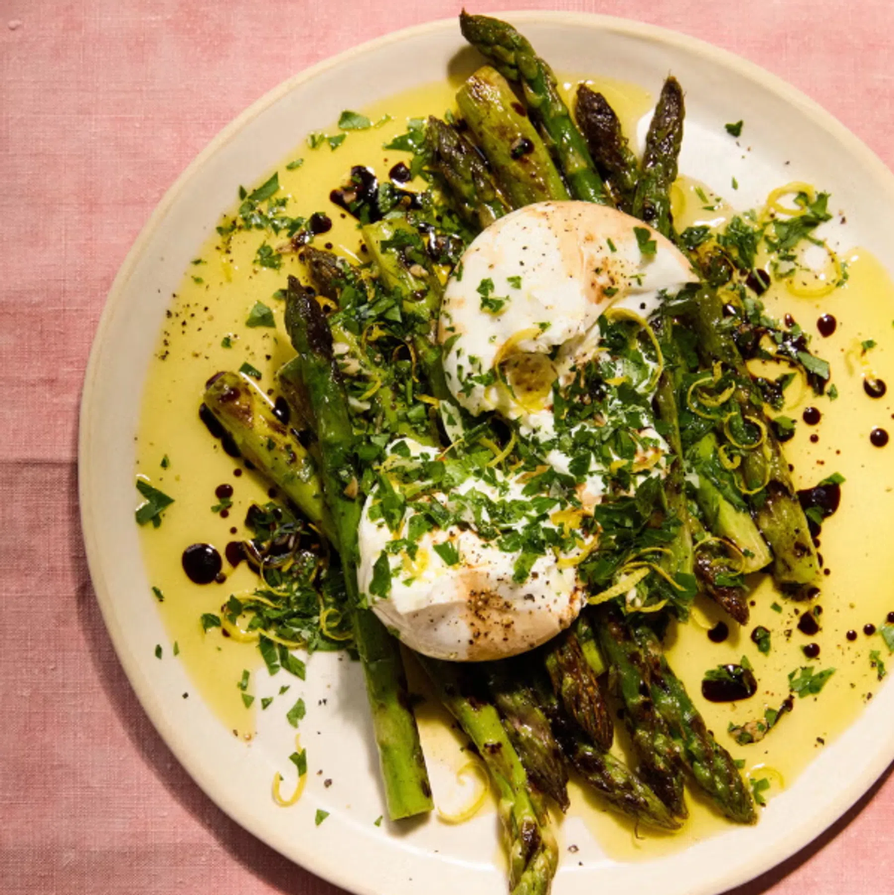 Asperges met burrata & gremolata